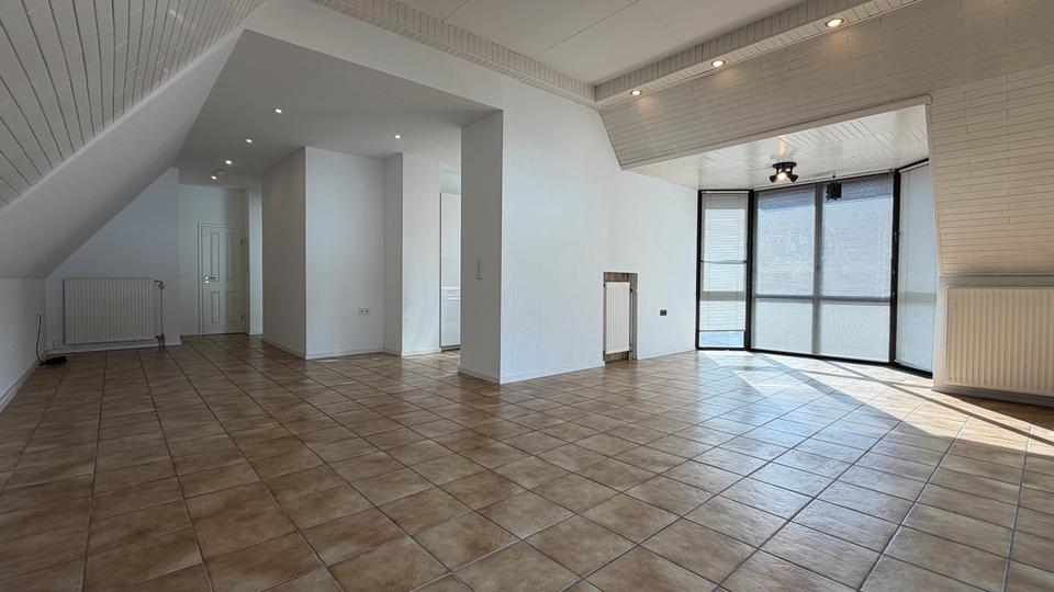 Etagenwohnung Hofheim am Taunus - 3 Zimmer, 88 m&sup2;, 1.540&euro; | Angebot:25407885