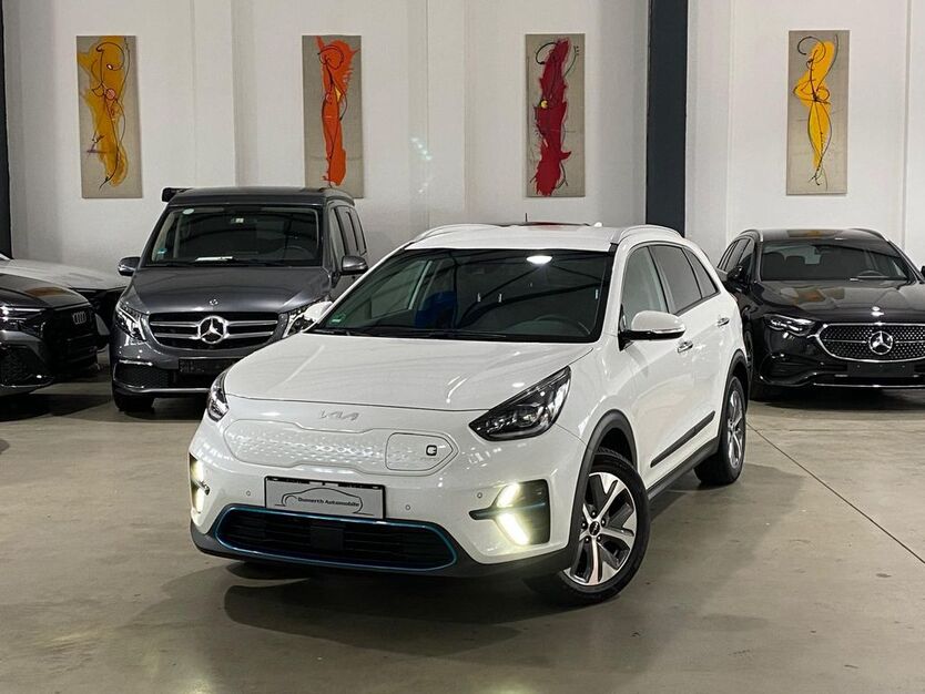 Kia Niro 41.405 km 18.690 € Frankfurt 60386