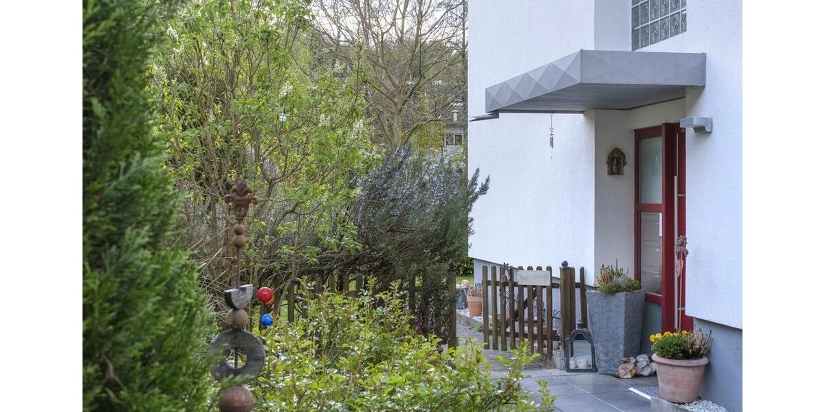 Einfamilienhaus Hofheim am Taunus - 9 Zimmer, 177 m&sup2;, 779.000&euro; | Angebot:26316229