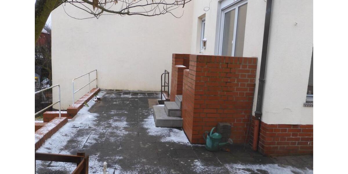 Attraktive Doppelhaushälfte zur Miete – Frankfurt Griesheim -Nord 3.5 zimmer