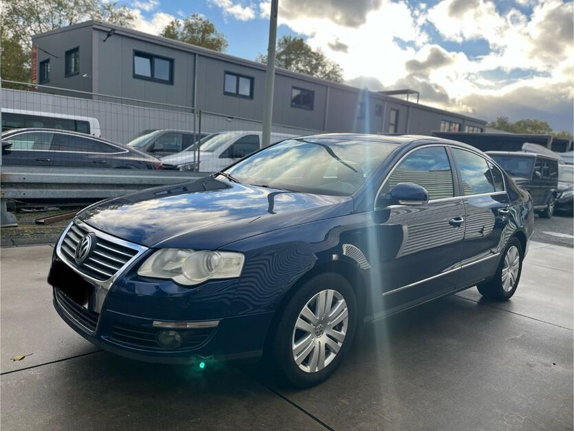 VW Passat 190.000 km 2.990 € Frankfurt am Main 65933