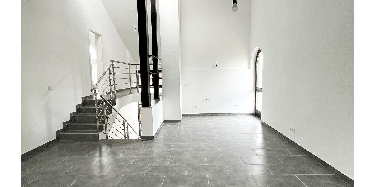 Attraktives Wohnhaus mit Einliegerwohnung für die große Familie - Einfamilienhaus Weiterstadt-Schneppenhausen Weiterstadt | Angebot:17480865