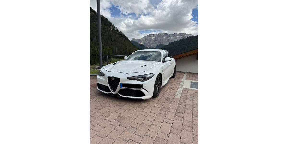 Alfa Romeo Giulia 68.000 km 52.950 &euro; Frankfurt 60528