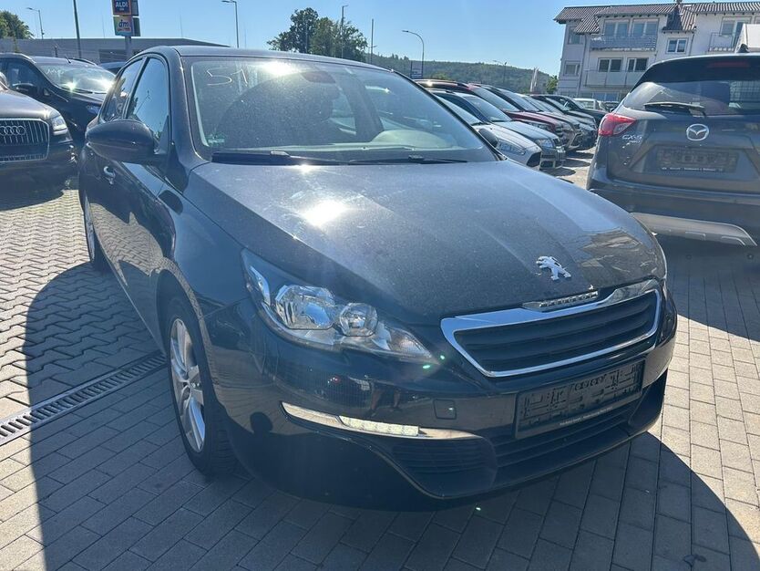 Peugeot 308 107.000 km 5.999 € Büdingen 63654