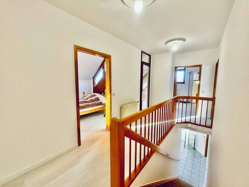AS ImmobilieN: Charming Single-Family Home with Separate ApartmentOffice in Rüsselsheim Bauschheim