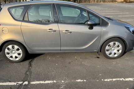 Opel Meriva 125.000 km 4.100 &euro; Karlstein am Main 63791