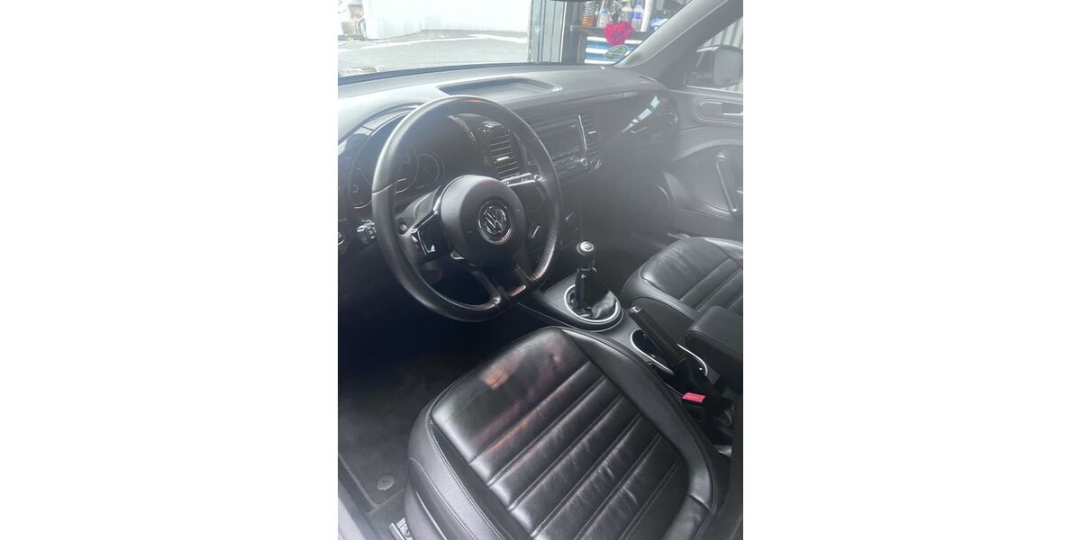 VW Beetle 174.000 km 6.600 &euro; Frankfurt 60322