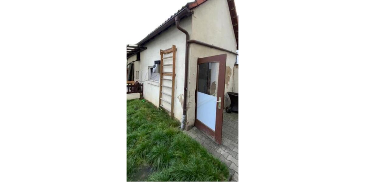 Großzügiges EFH mit weiterem Anbaupotential 5 zimmer