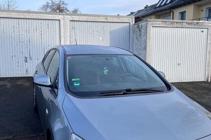 Opel Astra 144.000 km 5.300 &euro; Bad homburg 61348