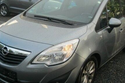 Opel Meriva 161.594 km 5.900 € Darmstadt 64293