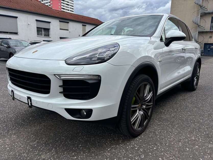Porsche Cayenne 199.995 km 26.850 € Neu Isenburg 63263