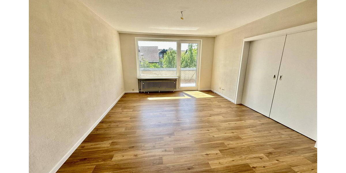 Etagenwohnung Hanau Kesselstadt - 3 Zimmer, 101 m&sup2;, 1.000&euro; | Angebot:26484124
