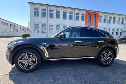 INFINITI FX 226.000 km 10.500 &euro; Dörnigheim (Maintal) 63477