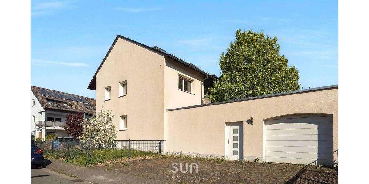 Einfamilienhaus Bad Homburg vor der Höhe Ober-Erlenbach - 9 Zimmer, 280 m&sup2;, 2.800&euro; | Angebot:26451892