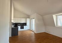 Gehobene moderne 2-Zimmer-DG-Wohnung mit EBK in Wiesbaden!