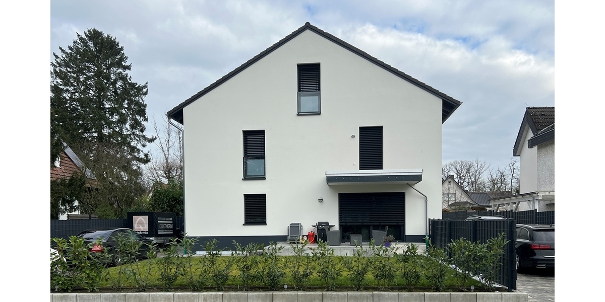 Neu-Isenburg-Zeppelinheim: Exklusive Doppelhaushälfte in bester Wohnlage! - Doppelhaushälfte Neu-Isenburg Isenburg | Angebot:14665884