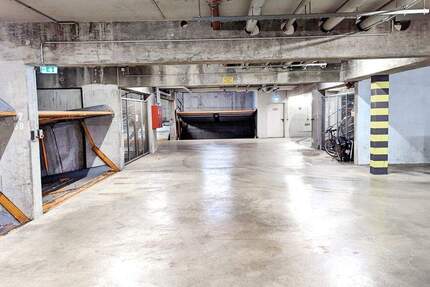 15 Minuten zum Flughafen! 2 Duplex-Stellplätze in Rüsselsheim, Darmstädter Straße zu verkaufen. zimmer