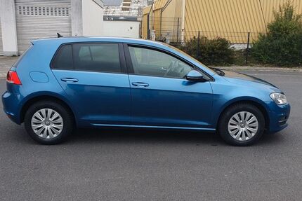 VW Golf 123.233 km 10.300 &euro; Kronberg 61476