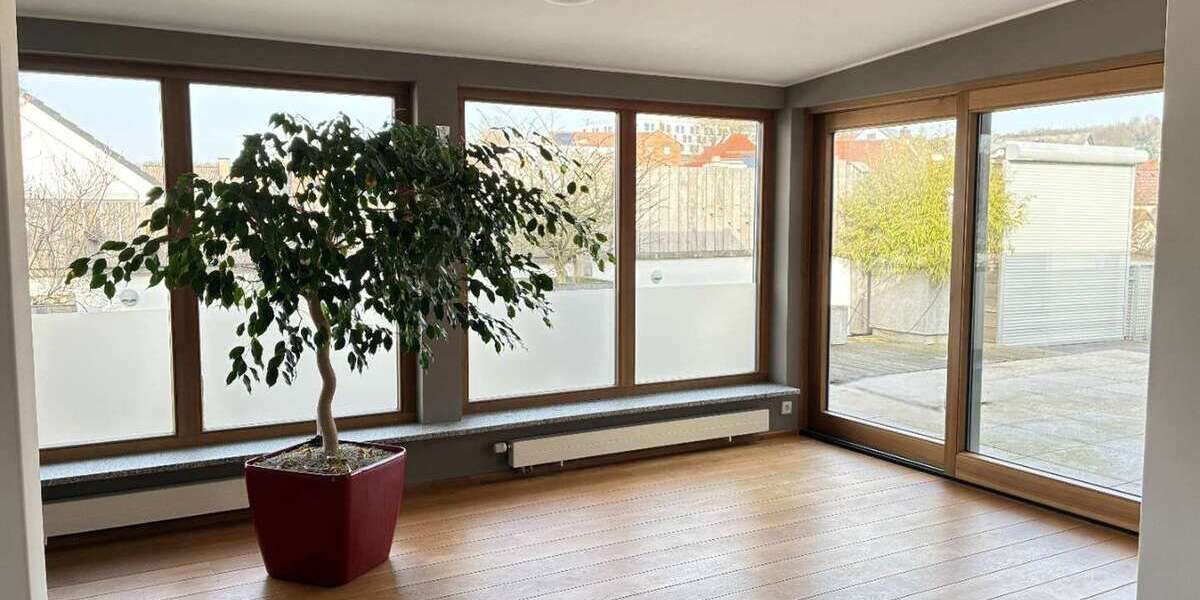 Etagenwohnung Groß-Umstadt Umstadt - 9 Zimmer, 220 m&sup2;, 3.000&euro; | Angebot:25429487