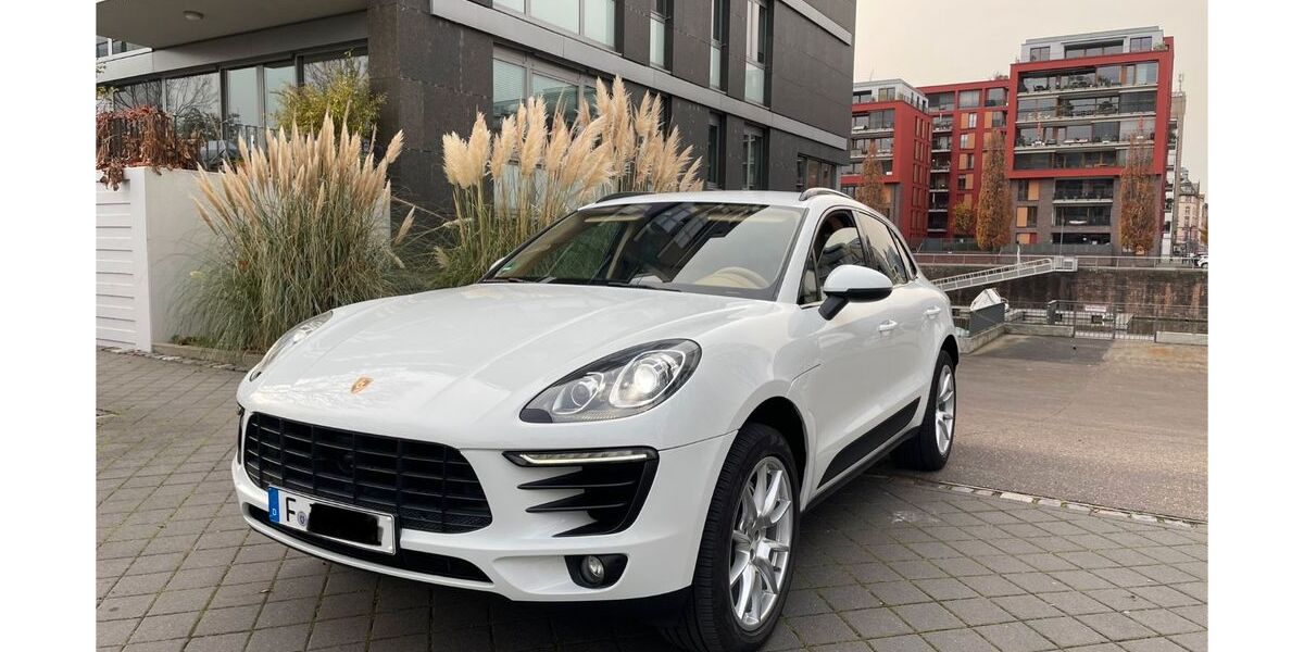 Porsche Macan 104.300 km 31.890 &euro; Frankfurt am Main 60326