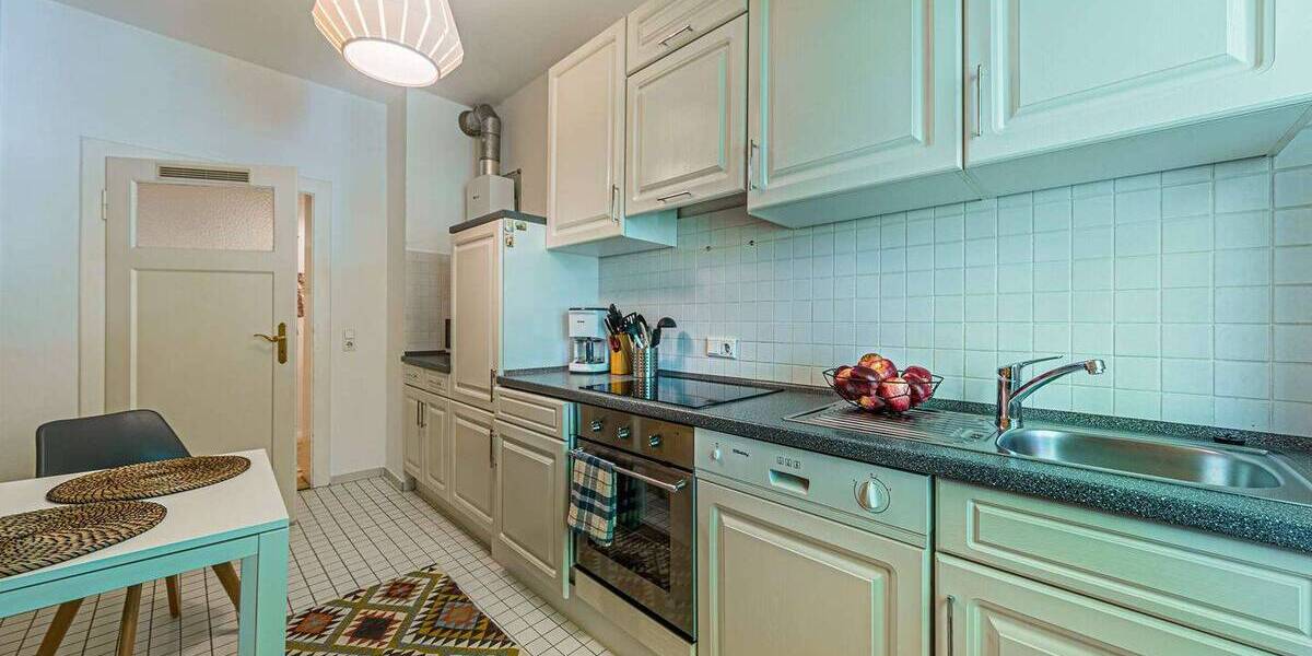 Etagenwohnung Frankfurt am Main Westend-Süd - 2 Zimmer, 68 m&sup2;, 1.790&euro; | Angebot:26840617