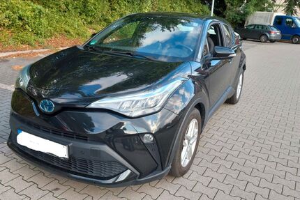 Toyota C-HR 35.977 km 23.250 € Frankfurt am Main 60489