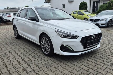 Hyundai i30 Passion +, Rückfahrkamera, Carplay, Navi, Sitz 85.411 km 14.990 &euro; Rodgau 63110