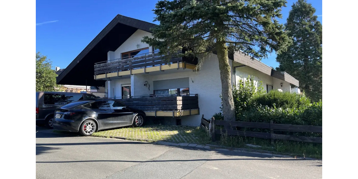 Dachgeschoßwohnung Schmitten im Taunus - 3 Zimmer, 77 m&sup2;, 120.000&euro; | Angebot:25894303