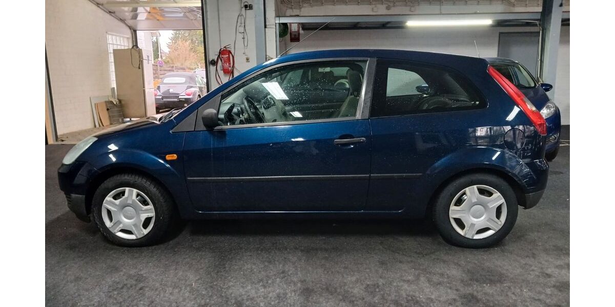 Ford Fiesta 125.000 km 2.990 &euro; Rüsselsheim 65428