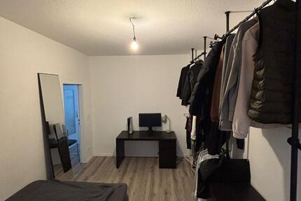 WG Zimmer In Rödelheim 3 zimmer