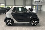 Smart ForTwo EQ CABRIO EXCLUSIVE-22KW-RÜCKFAHRKAMERA! 13.660 km 18.249 &euro; Groß-Umstadt 64823