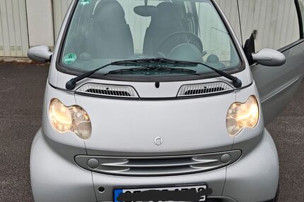 Smart ForTwo 71.000 km 2.500 € Offenbach am Main 63075