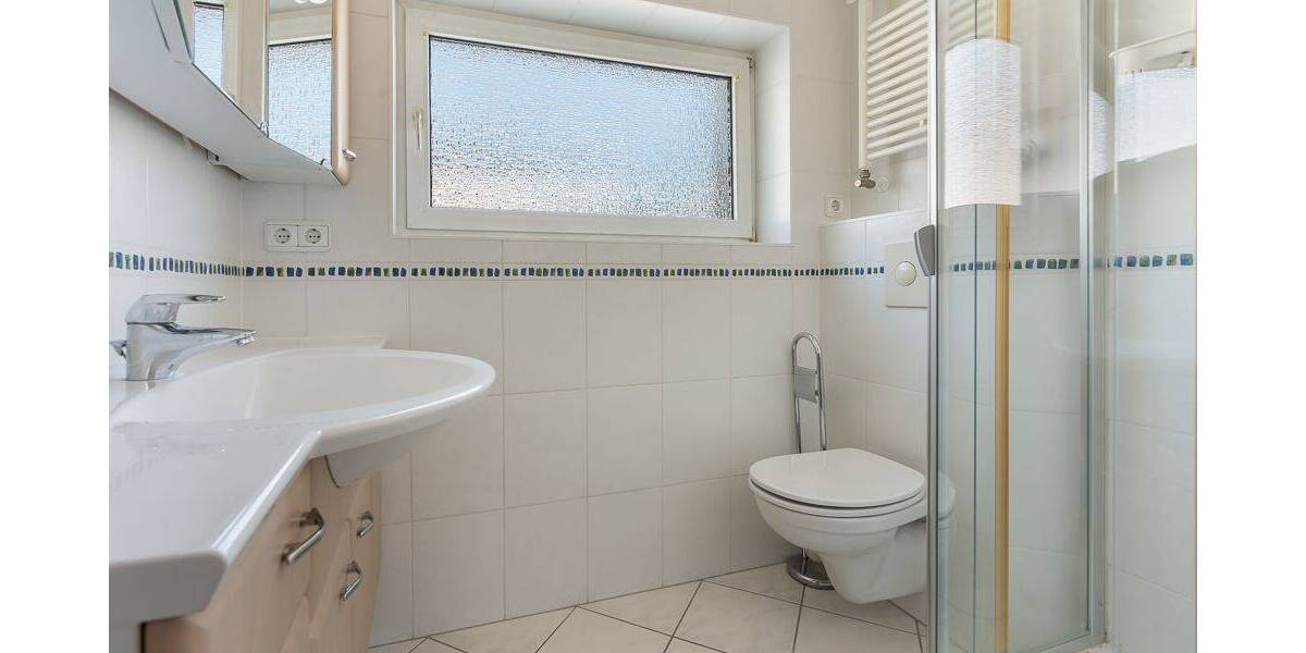 Reihenmittelhaus Frankfurt am Main Dornbusch - 4 Zimmer, 102 m&sup2;, 580.000&euro; | Angebot:26805151