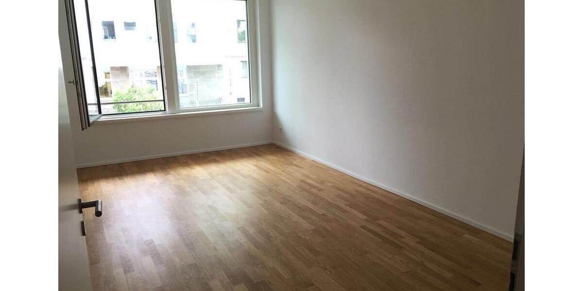 Etagenwohnung Offenbach am Main Hafen - 3 Zimmer, 79 m&sup2;, 1.980&euro; | Angebot:26207343