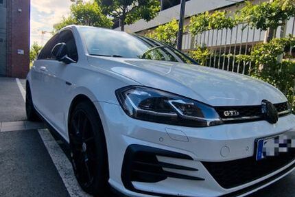VW Golf 149.000 km 17.600 &euro; Frankfurt am Main 65929
