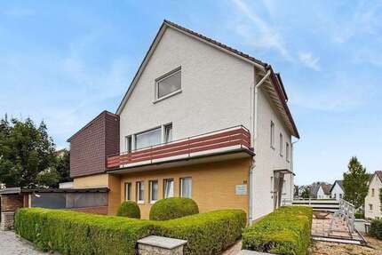 Haus zum Kaufen in Neu-Anspach 798.500 € 325.81 m² 12 zimmer