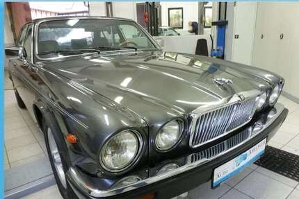 Jaguar XJ 178.000 km 14.500 € Florstadt 61197
