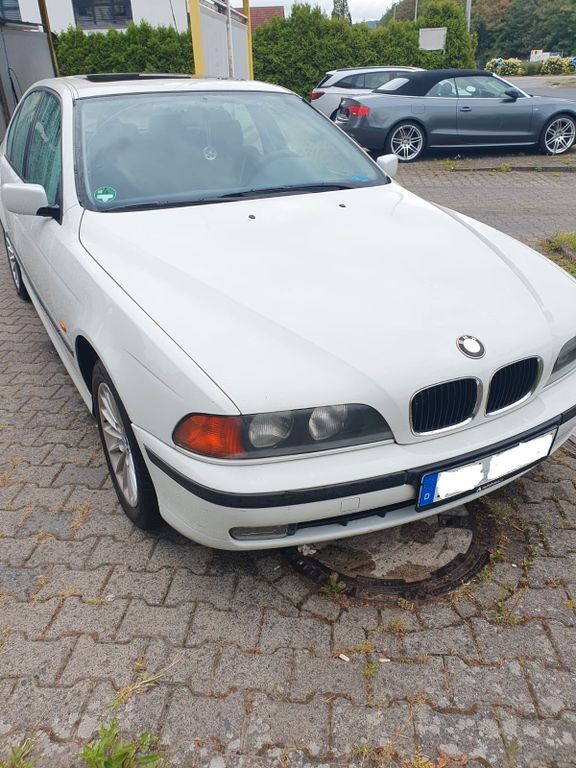 BMW 520 237.000 km 1.999 € Großkrotzenburg 63538
