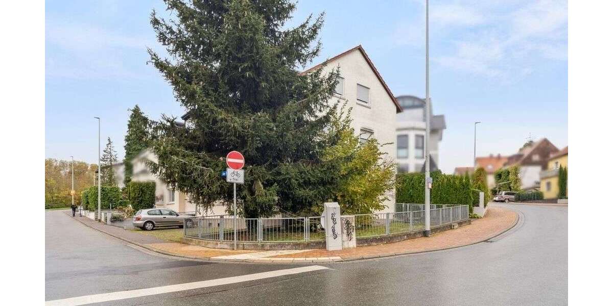Haus zum Kaufen in Kelkheim 879.000 € 252 m² 10 zimmer