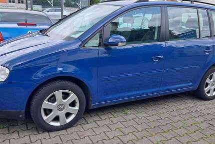 VW Touran 226.000 km 900 € Darmstadt 64291