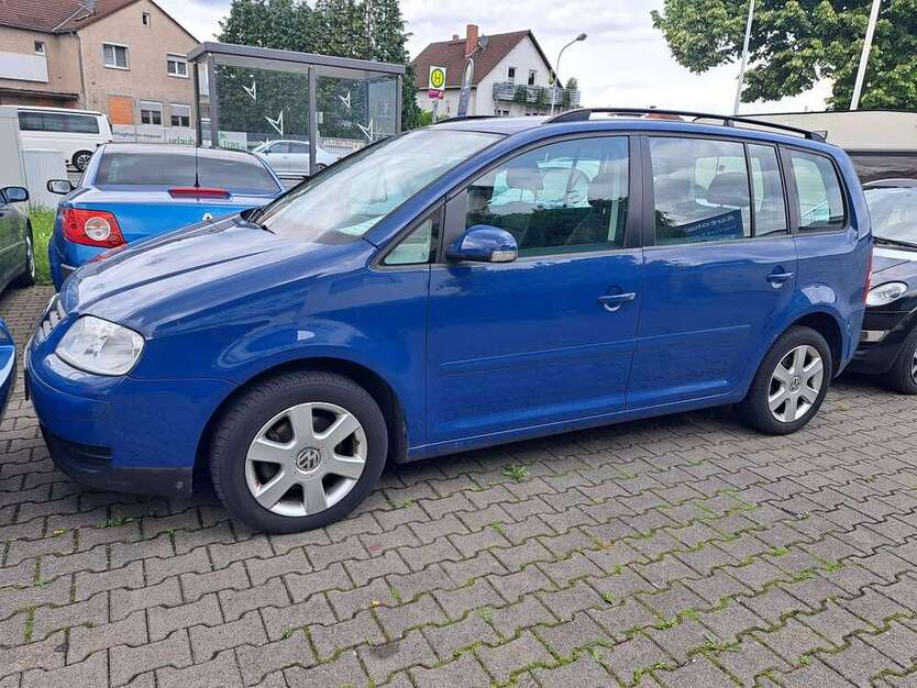 VW Touran 226.000 km 900 € Darmstadt 64291