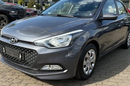 Hyundai i20 222.156 km 4.799 &euro; Hanau 63452