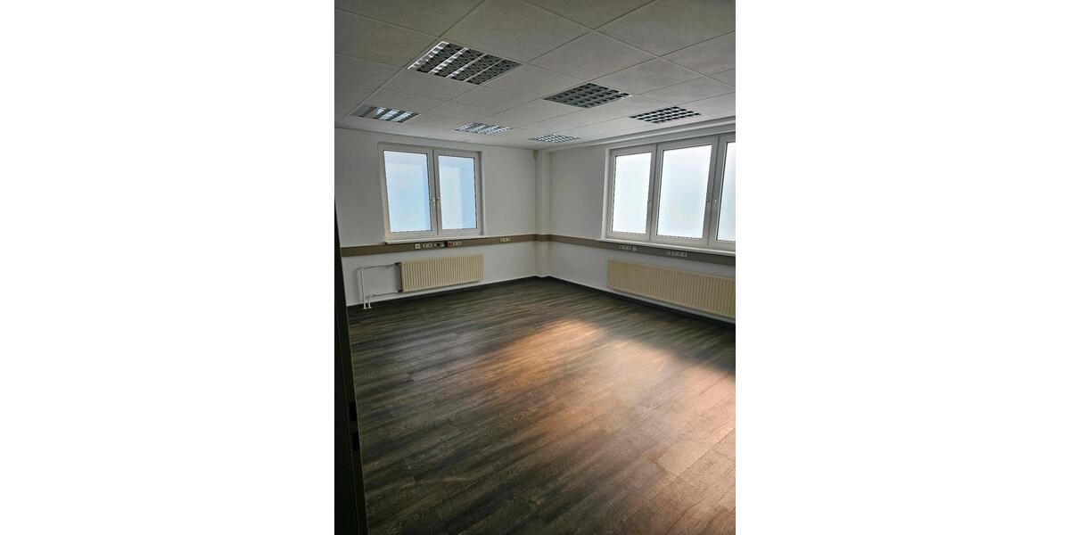 Gewerbeobjekt Maintal - 930&euro; | Angebot:26210917