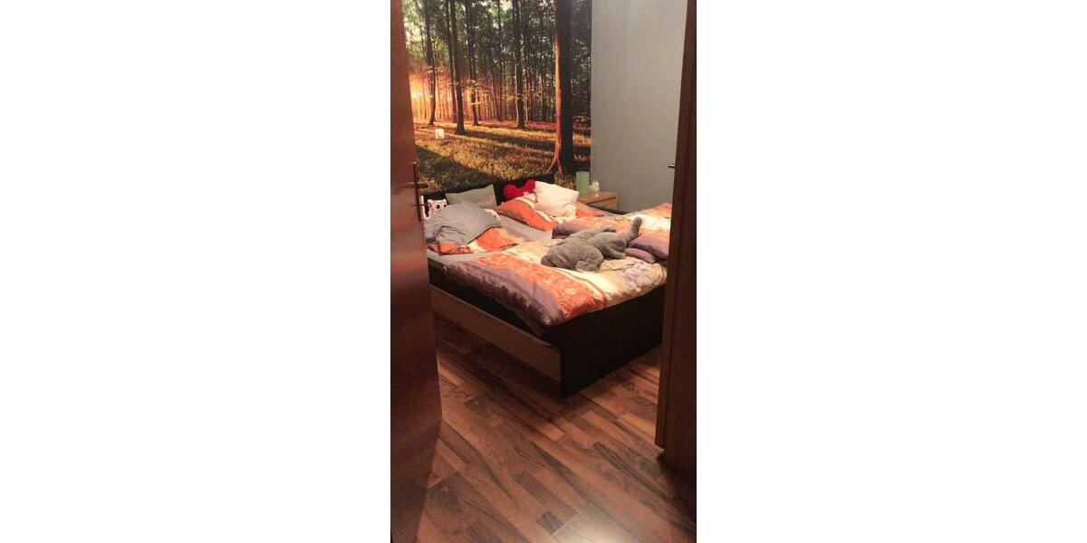 Gepflegte 3,5 Zimmer-Wohnung mit Balkon und Einbauküche in Gründa 3.5 zimmer