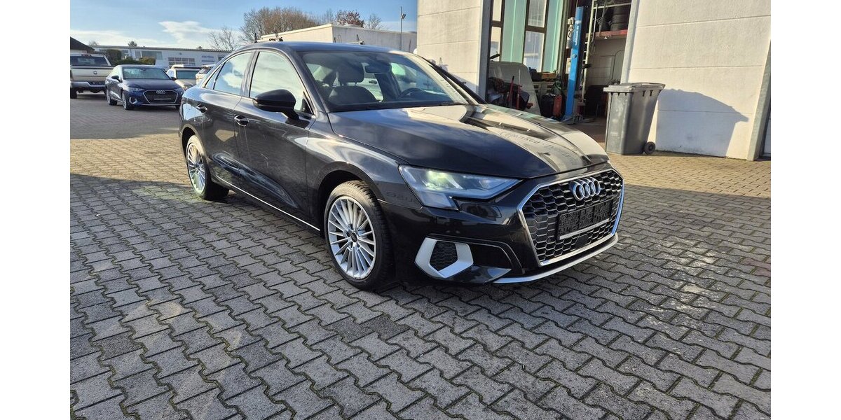 Audi A3 35 TDI advanced Navigation, AHK, AppleCarplay 69.827 km 21.900 &euro; Rodgau 63110