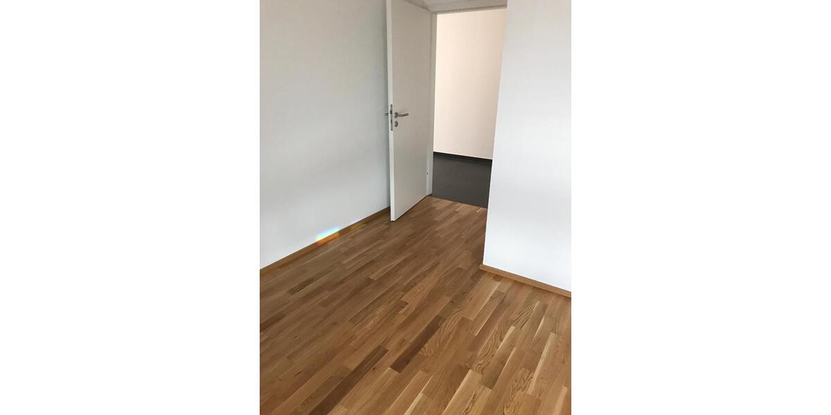 Einfamilienhaus Offenbach am Main Bieber - 3 Zimmer, 118 m&sup2;, 1.500&euro; | Angebot:26342870