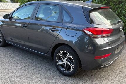 Hyundai i30 175.551 km 9.639 &euro; Frankfurt am Main 60389