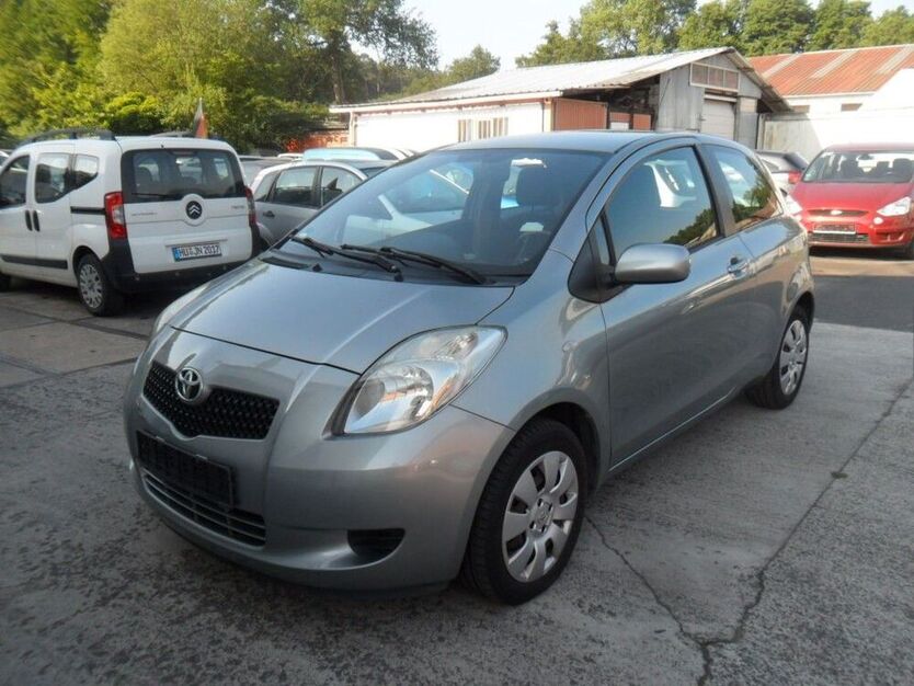 Yaris
