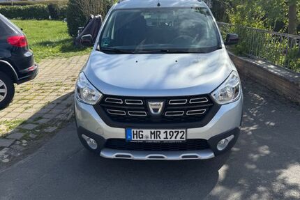 Dacia Lodgy 64.500 km 11.950 &euro; Wehrheim 61273