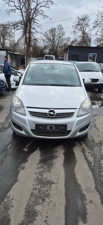 Opel Zafira 210.000 km 2.900 € Frankfurt am Main 60326